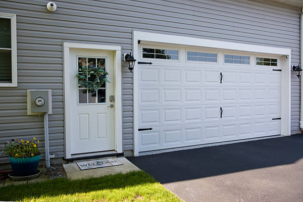 24/7 Emergency Garage Door Panel Replacement experts in Lillington, NC